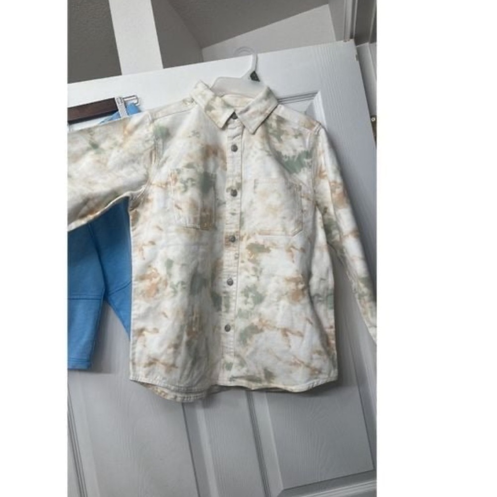 Boys Large Shorts and Top Set - Picture 3 of 3